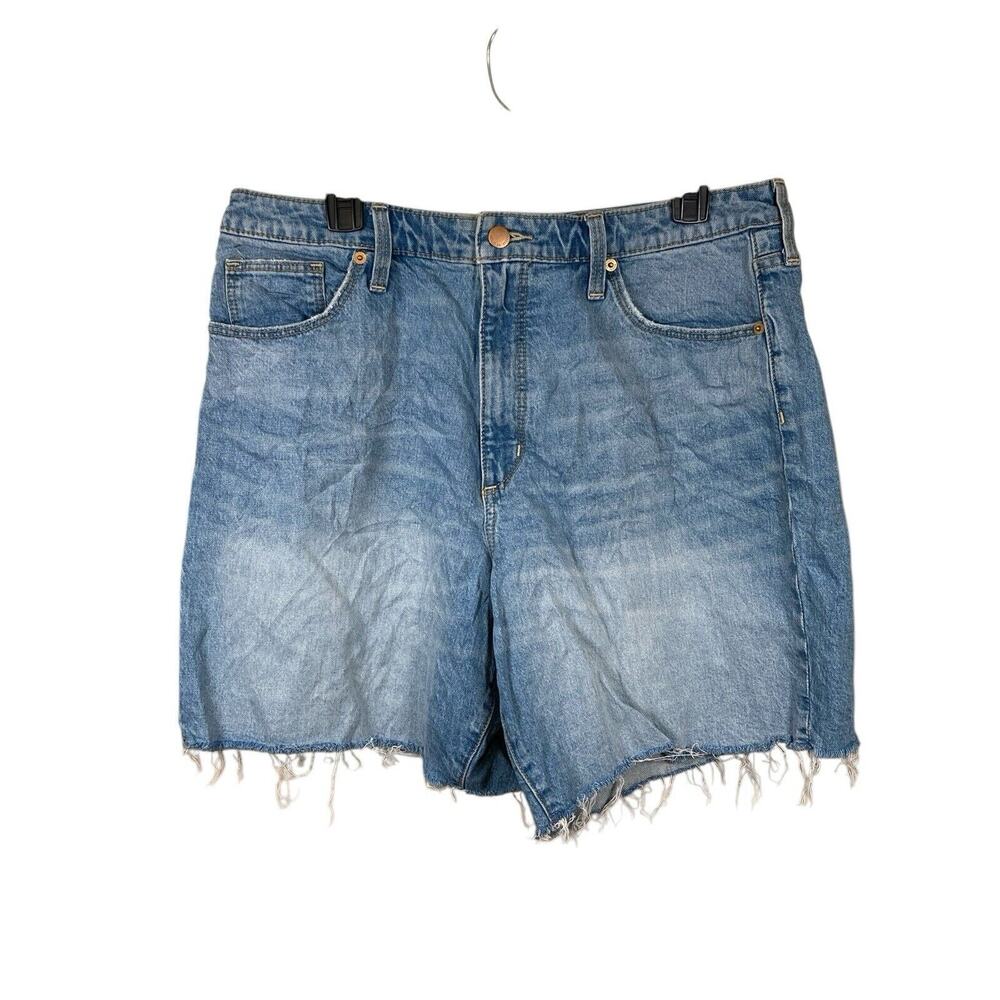 Universal Thread Denim Shorts Size 14/32R Vintage Bermuda‎ High Rise Stretch